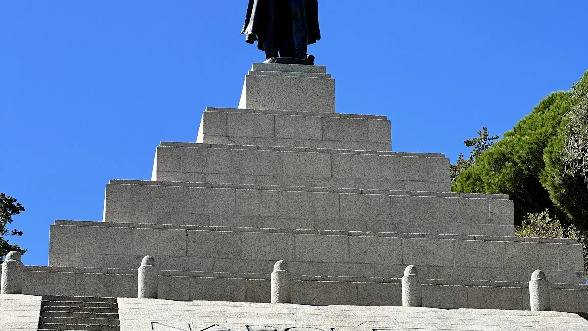 Monument commémoratif de Napoléon 1er - Munimentu Cummimurativu di Nabuliòne