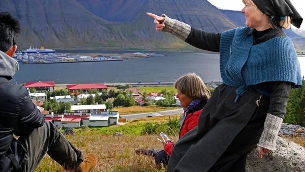 Ísafjörður Guide