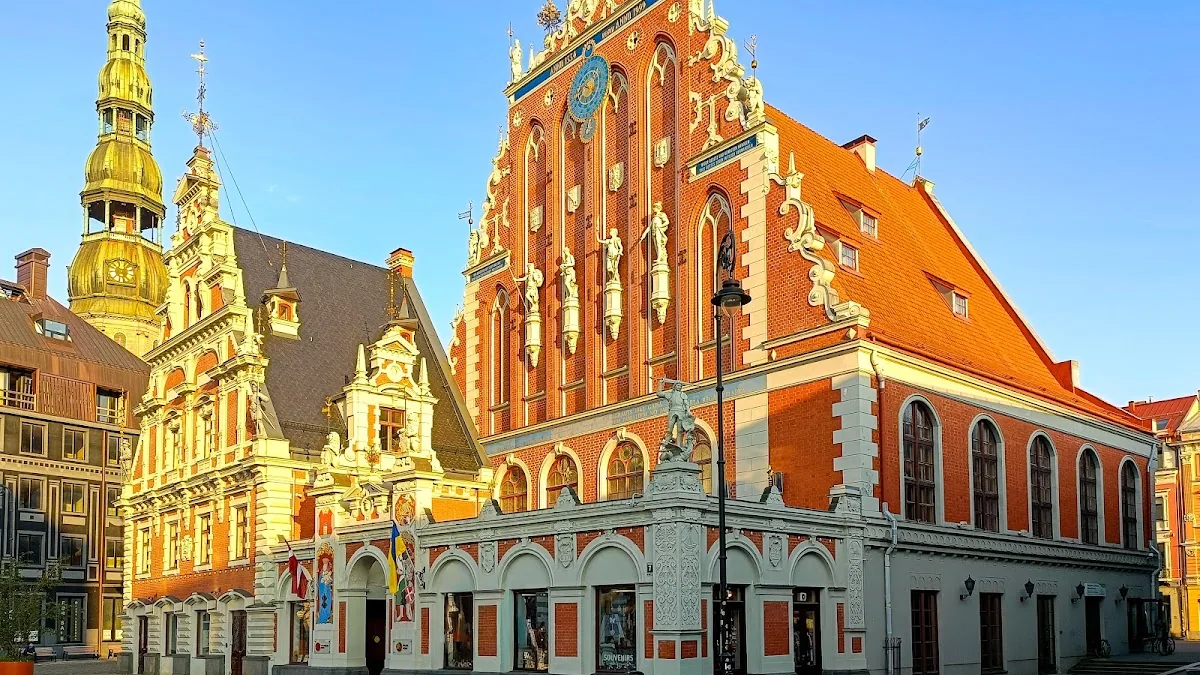 House of the Black Heads