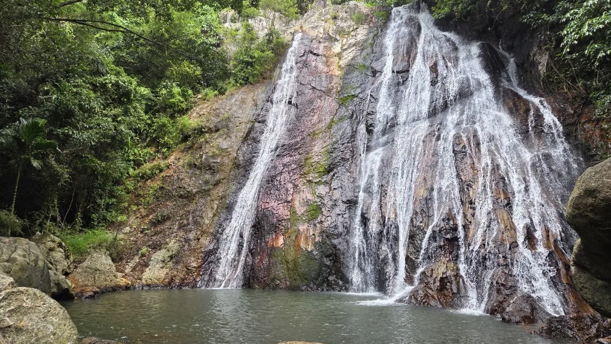 Na Muang Waterfall
