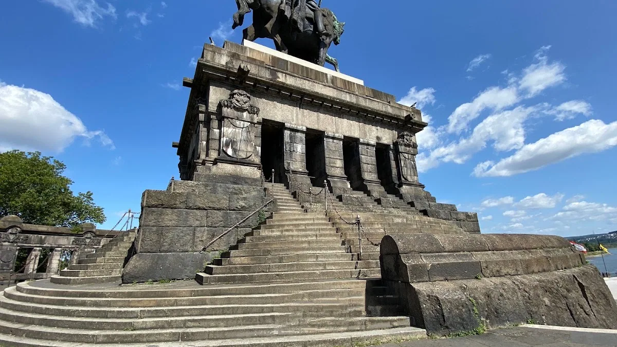 Kaiser-Wilhelm Monument