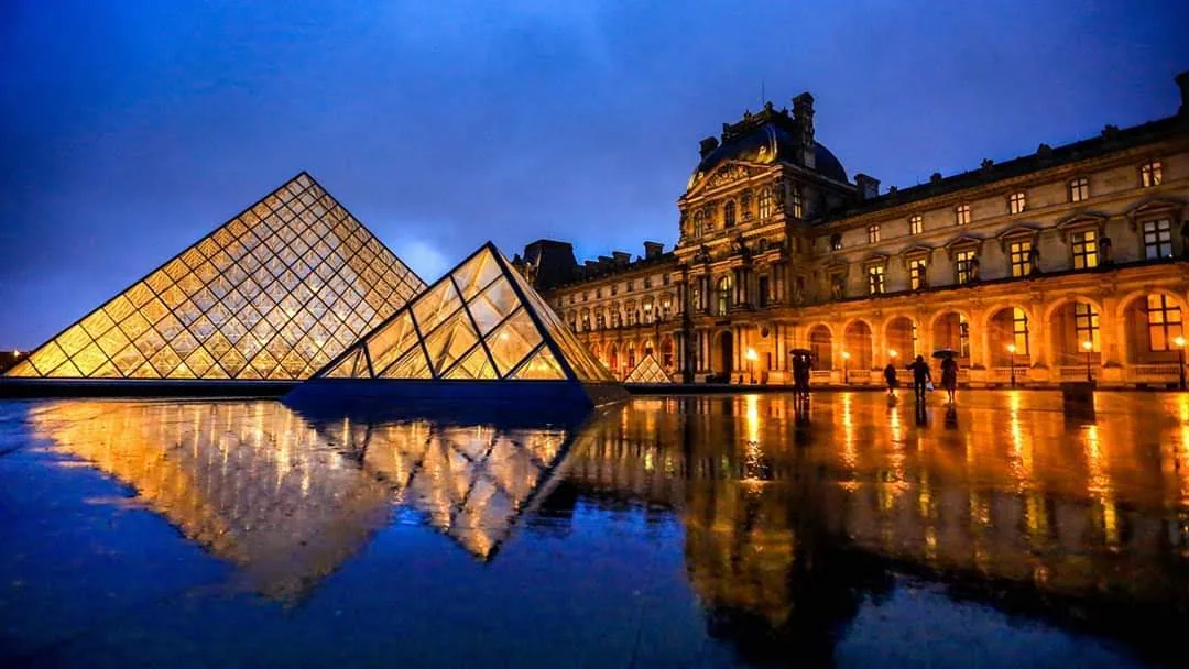 Louvre Museum