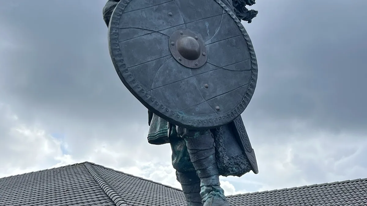 King Harald I Fairhair statue