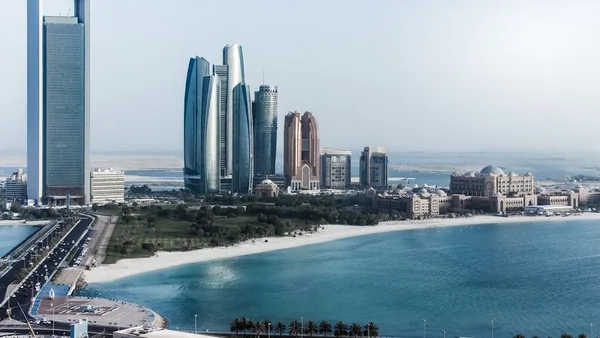 Abu Dhabi — photo 4