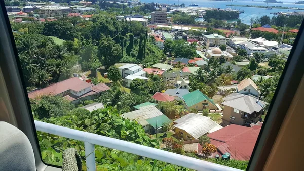Victoria — photo 1