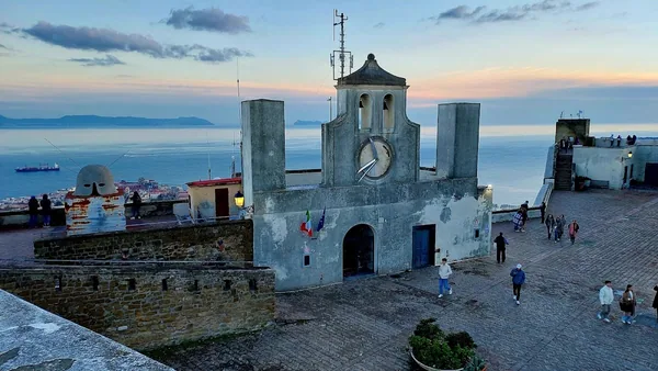 Naples — photo 4
