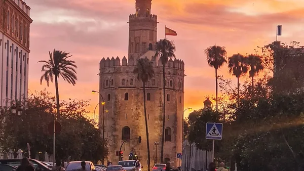 Seville — photo 2