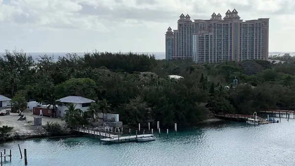 Nassau — photo 3