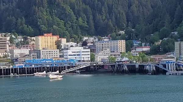 Juneau — photo 3