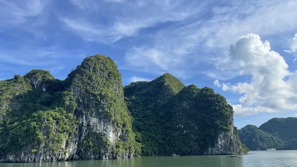 Asia & Far East — photo 3