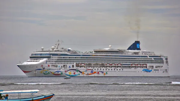 Norwegian Star — photo 2