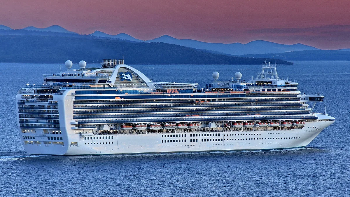 Ruby Princess cruise ship