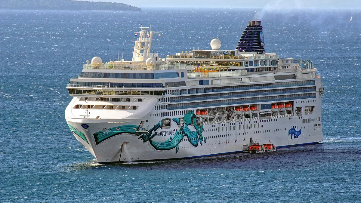 Norwegian Jade cruise ship