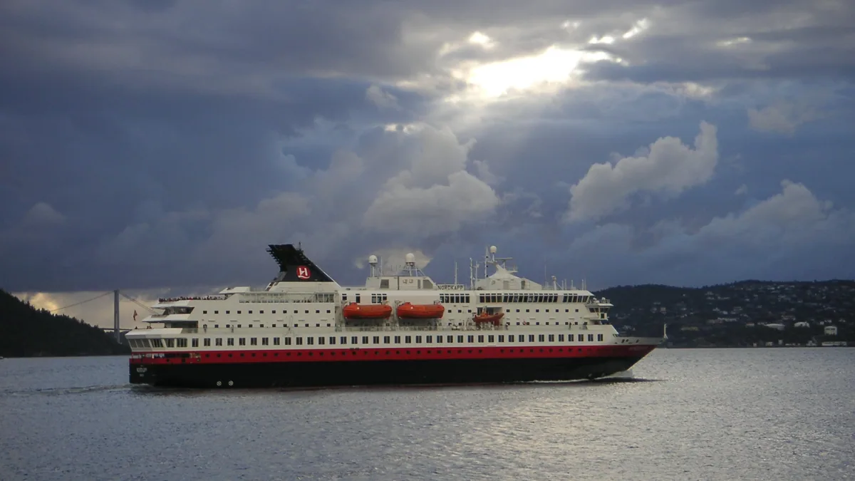 Nordkapp cruise ship