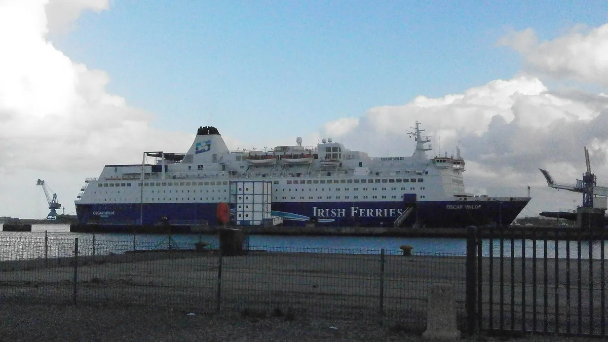 Oscar Wilde cruise ship