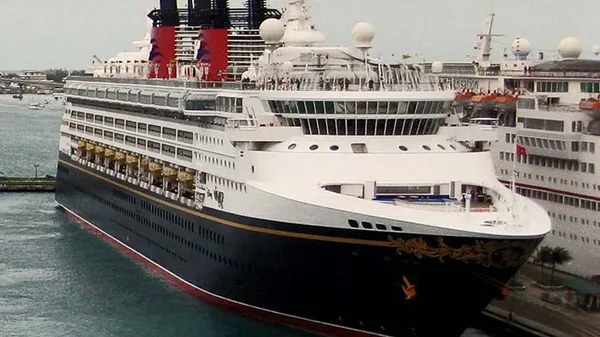 Disney Wonder cruise ship