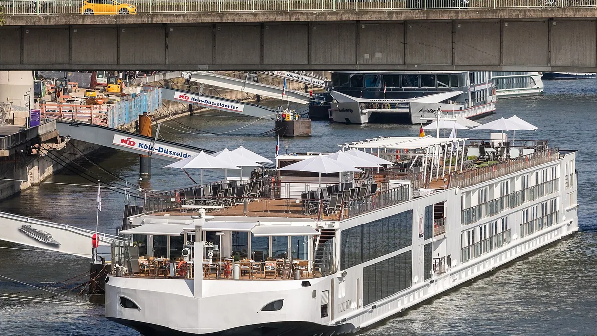 Viking Sigyn cruise ship