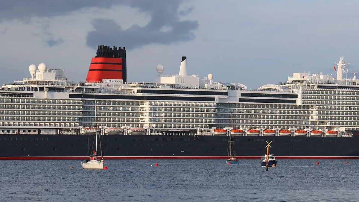 Queen Anne cruise ship