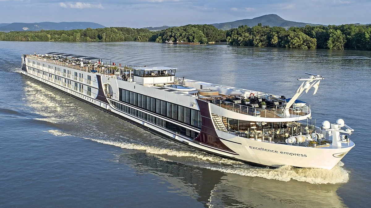 Excellence Empress cruise ship