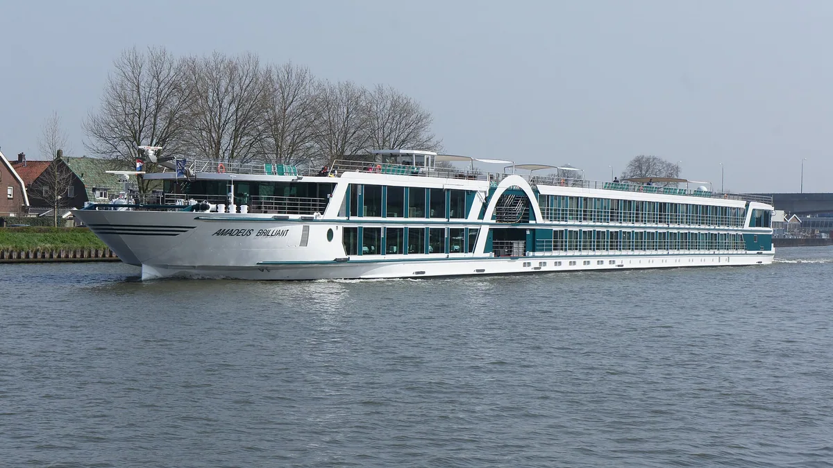 Amadeus Brilliant cruise ship