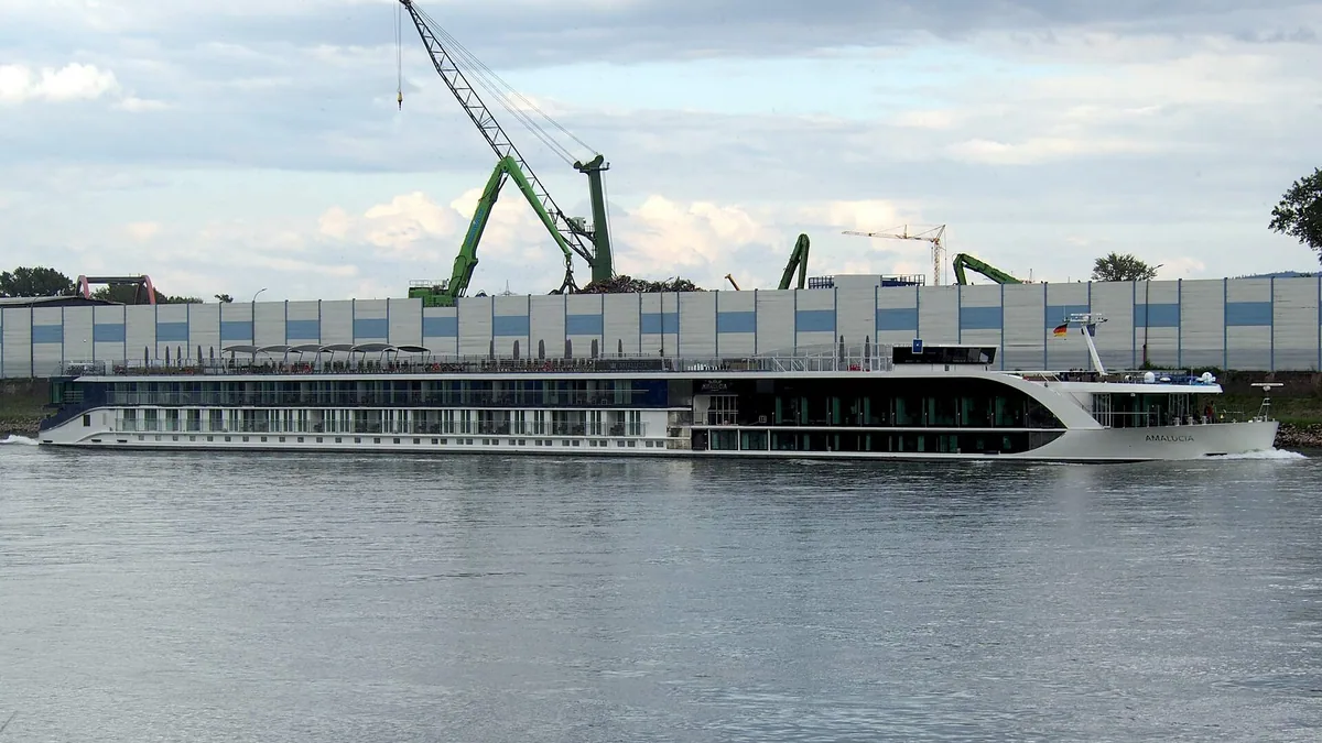 AmaLucia cruise ship