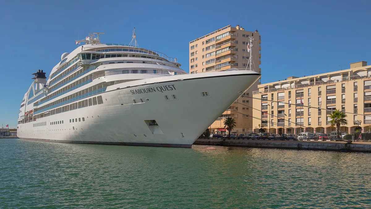 Seabourn Quest cruise ship