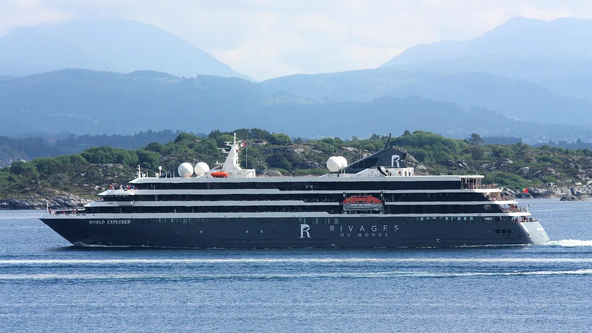 World Explorer cruise ship