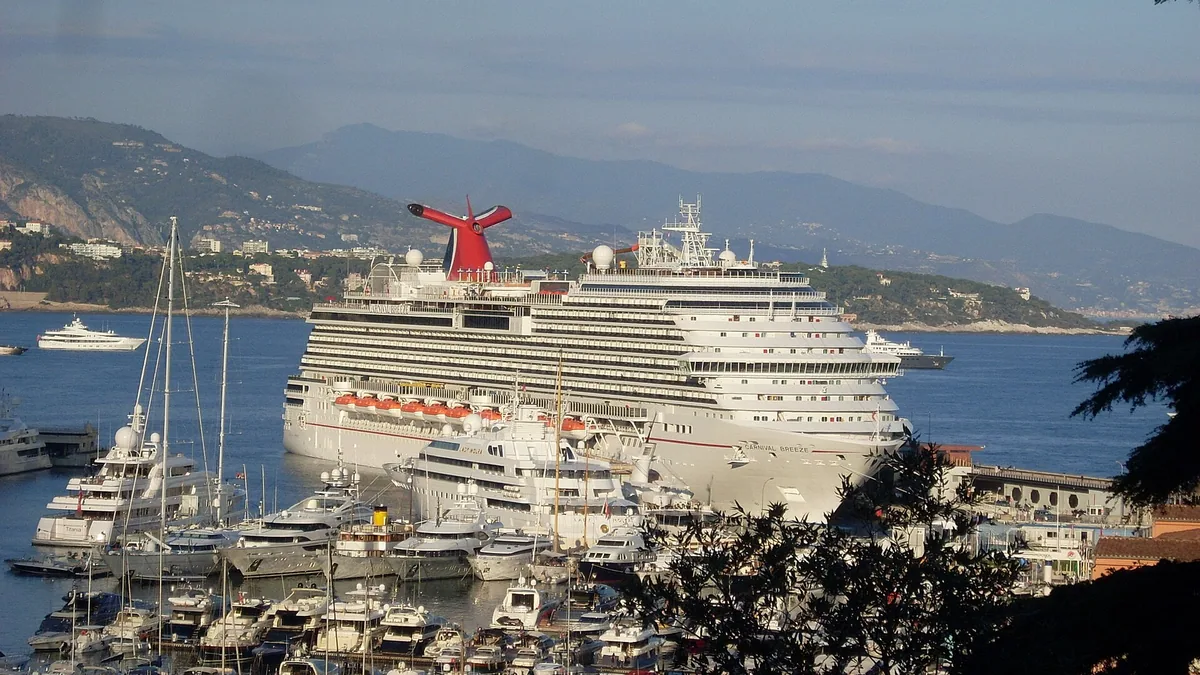 Carnival Breeze cruise ship