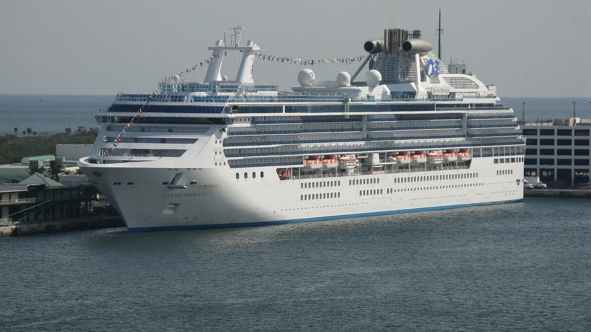 Island Princess cruise ship