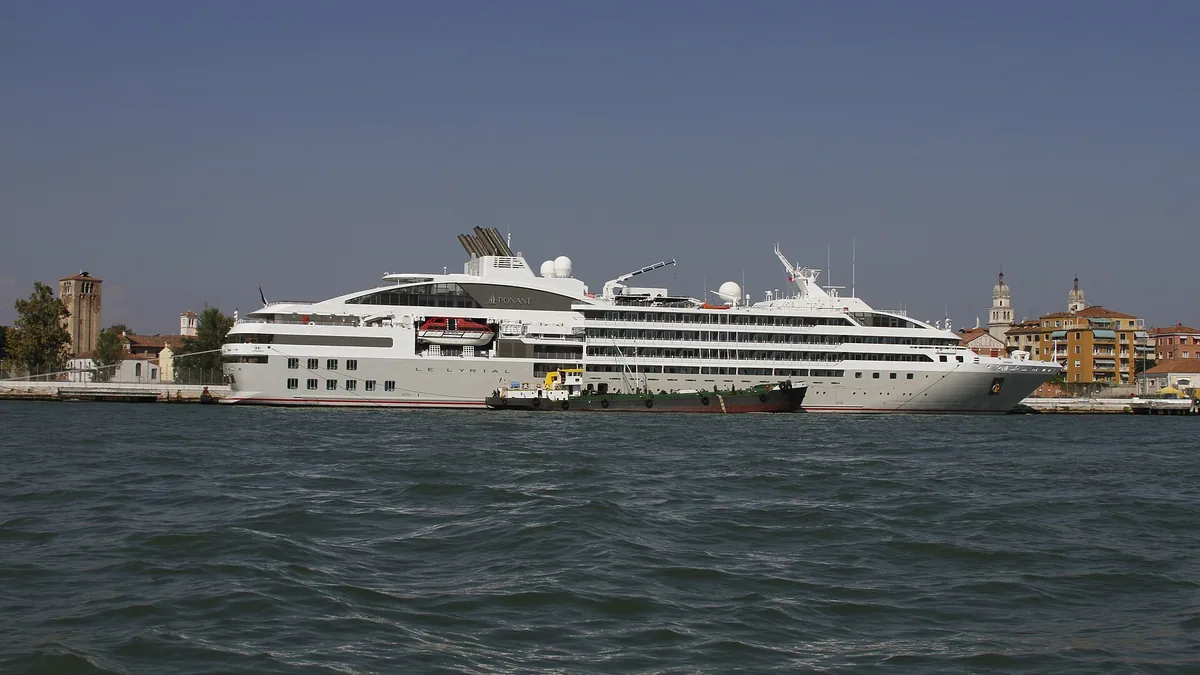 Le Lyrial cruise ship