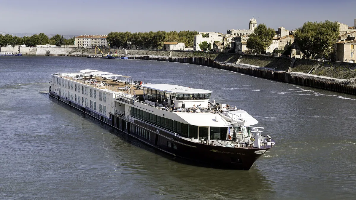 Excellence Rhone cruise ship