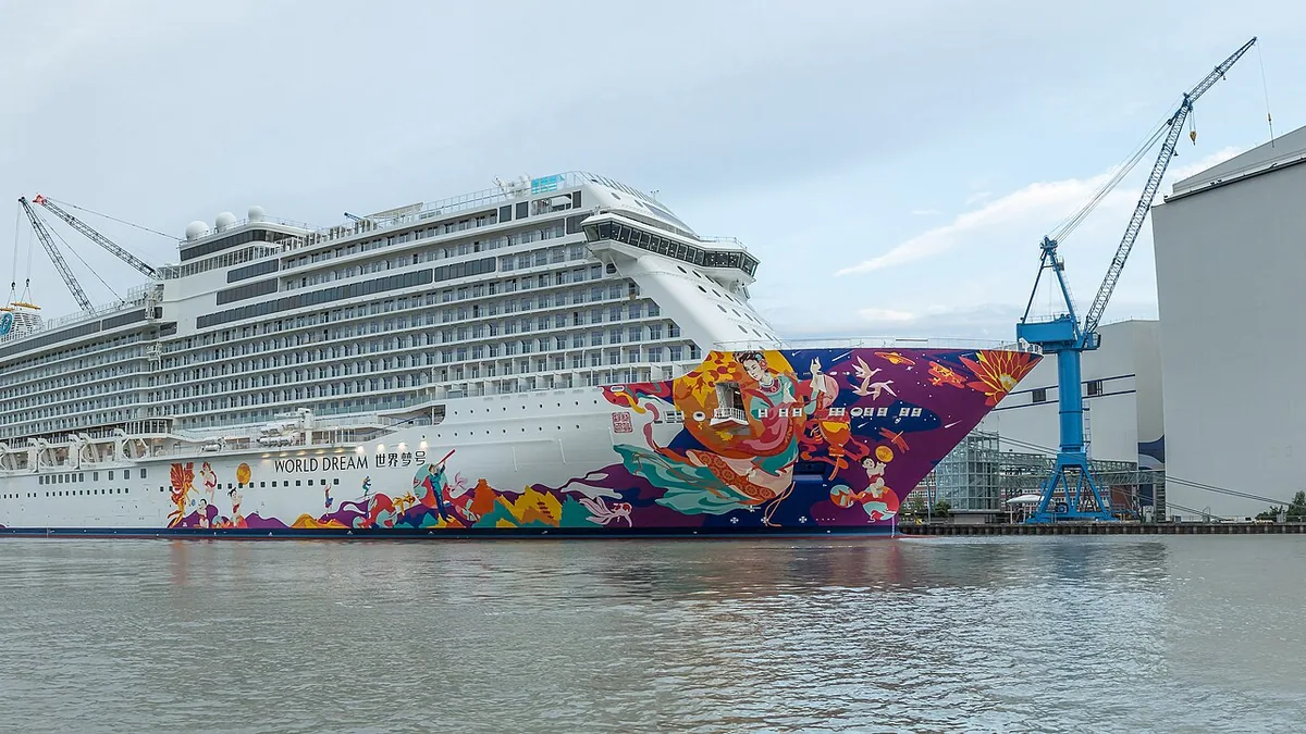 Norwegian Bliss cruise ship