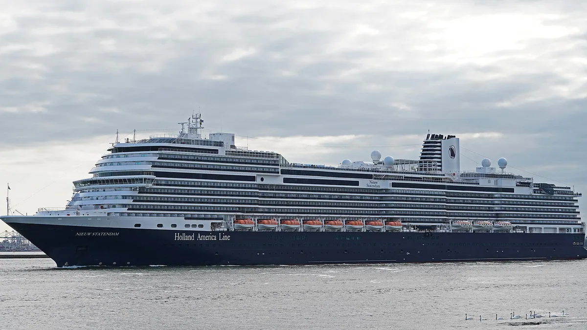Nieuw Statendam cruise ship