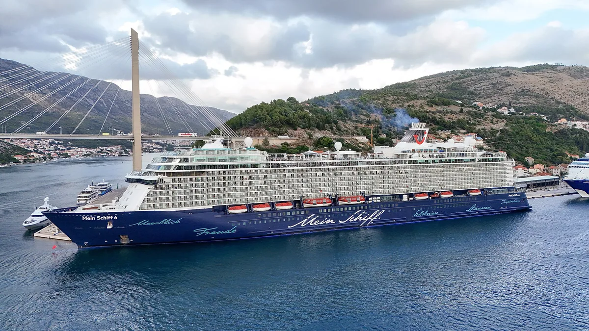 Mein Schiff 6 cruise ship